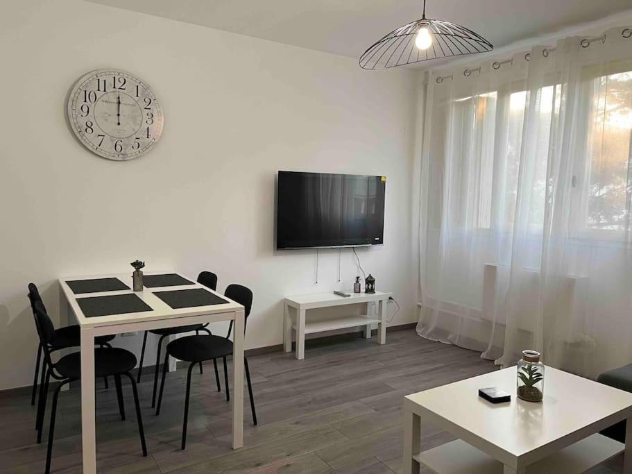 Appartement Renove - Vandoeuvre Les Nancy Buitenkant foto